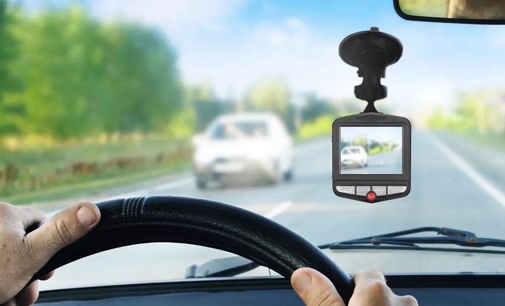 The Aduro U-drive Pro Hd Dvr Dashcam: The Pros And Cons
